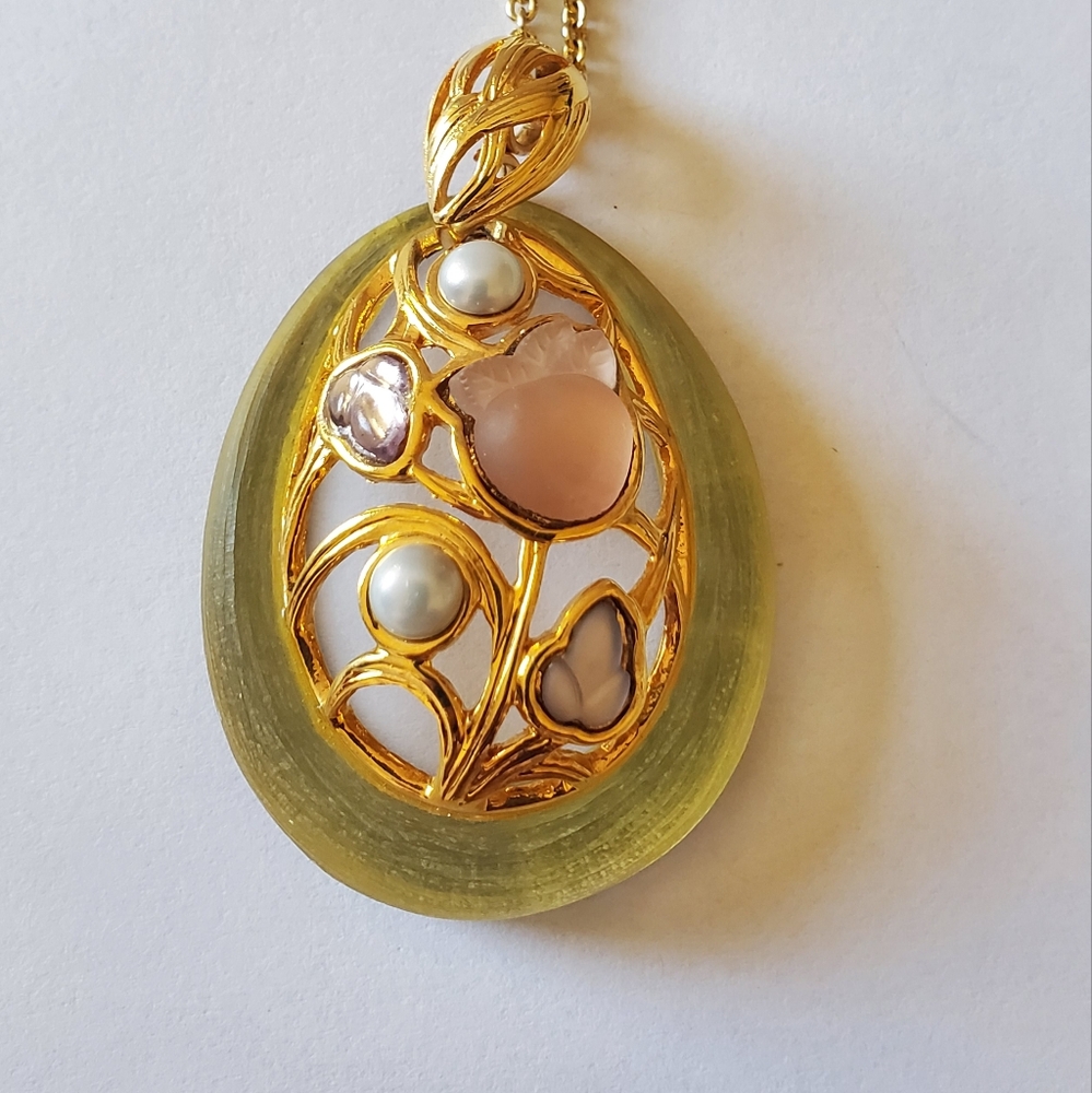 Alexis Bittar Green Lucite Floral Pendant